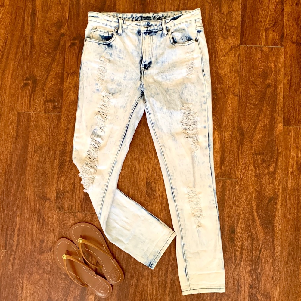 ACID WASH JEANS